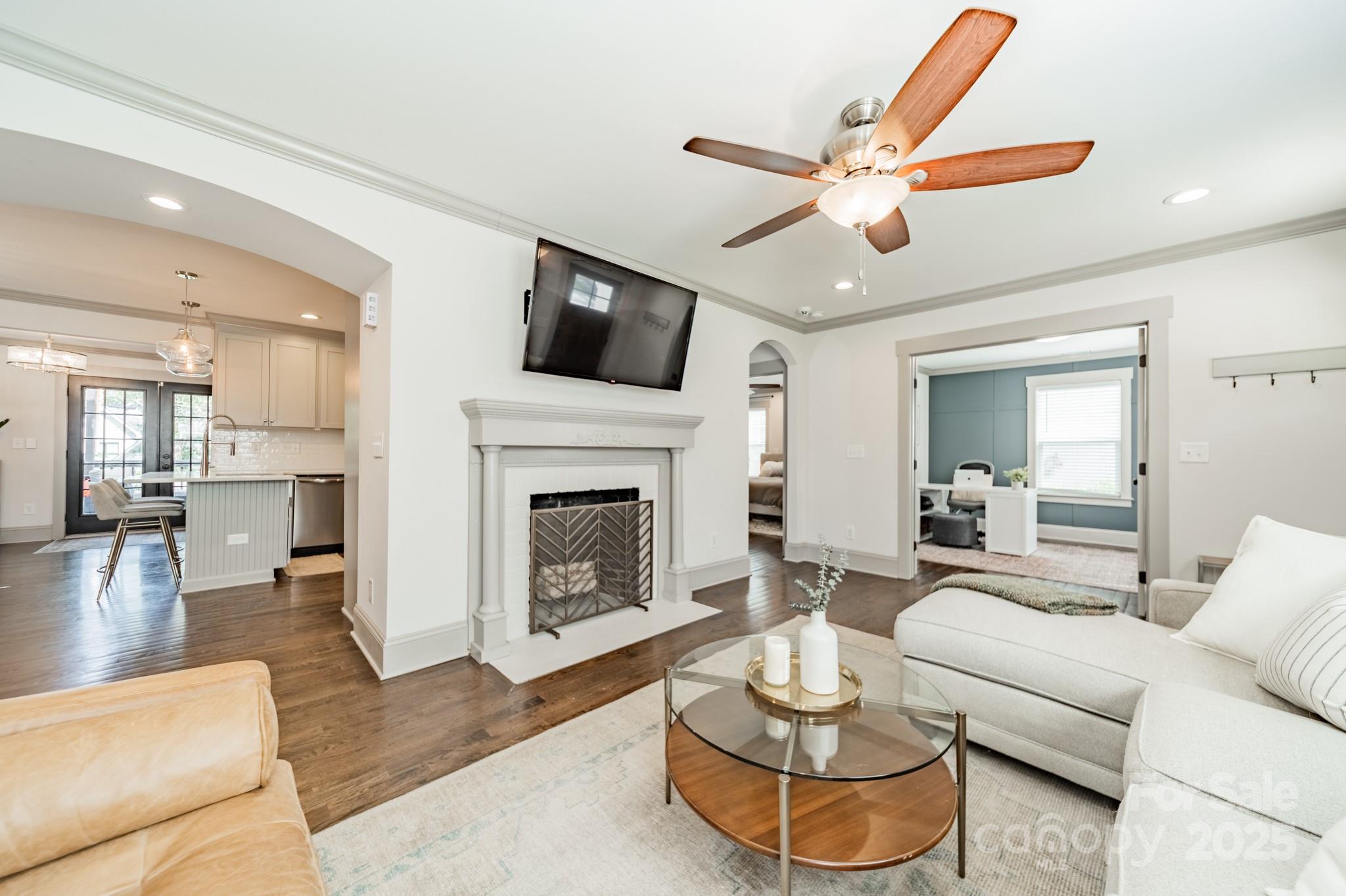 Camp Green - Residential