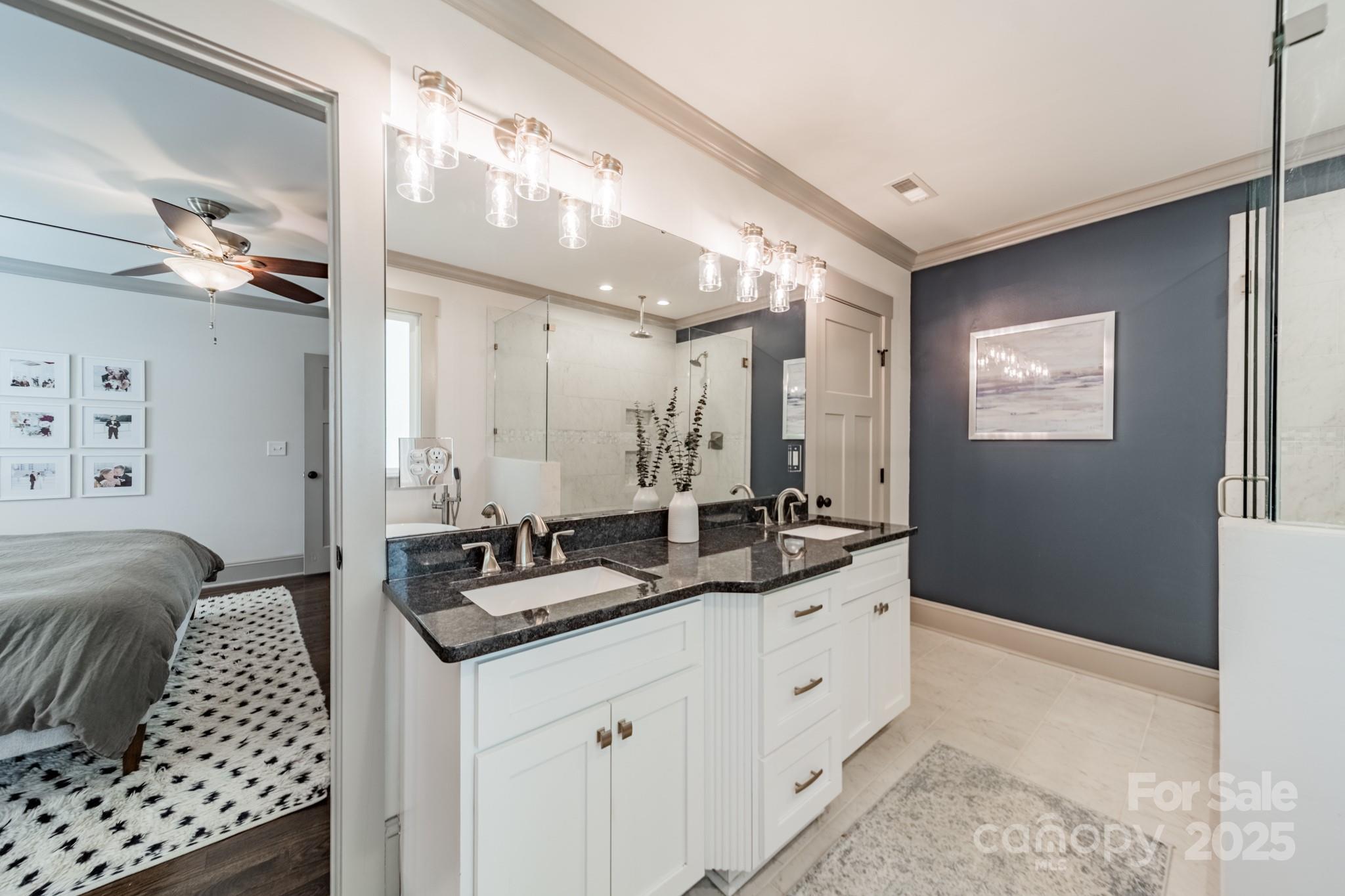 Camp Green - Residential