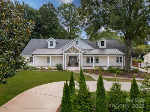 1121 S Wendover Road Charlotte NC 28211