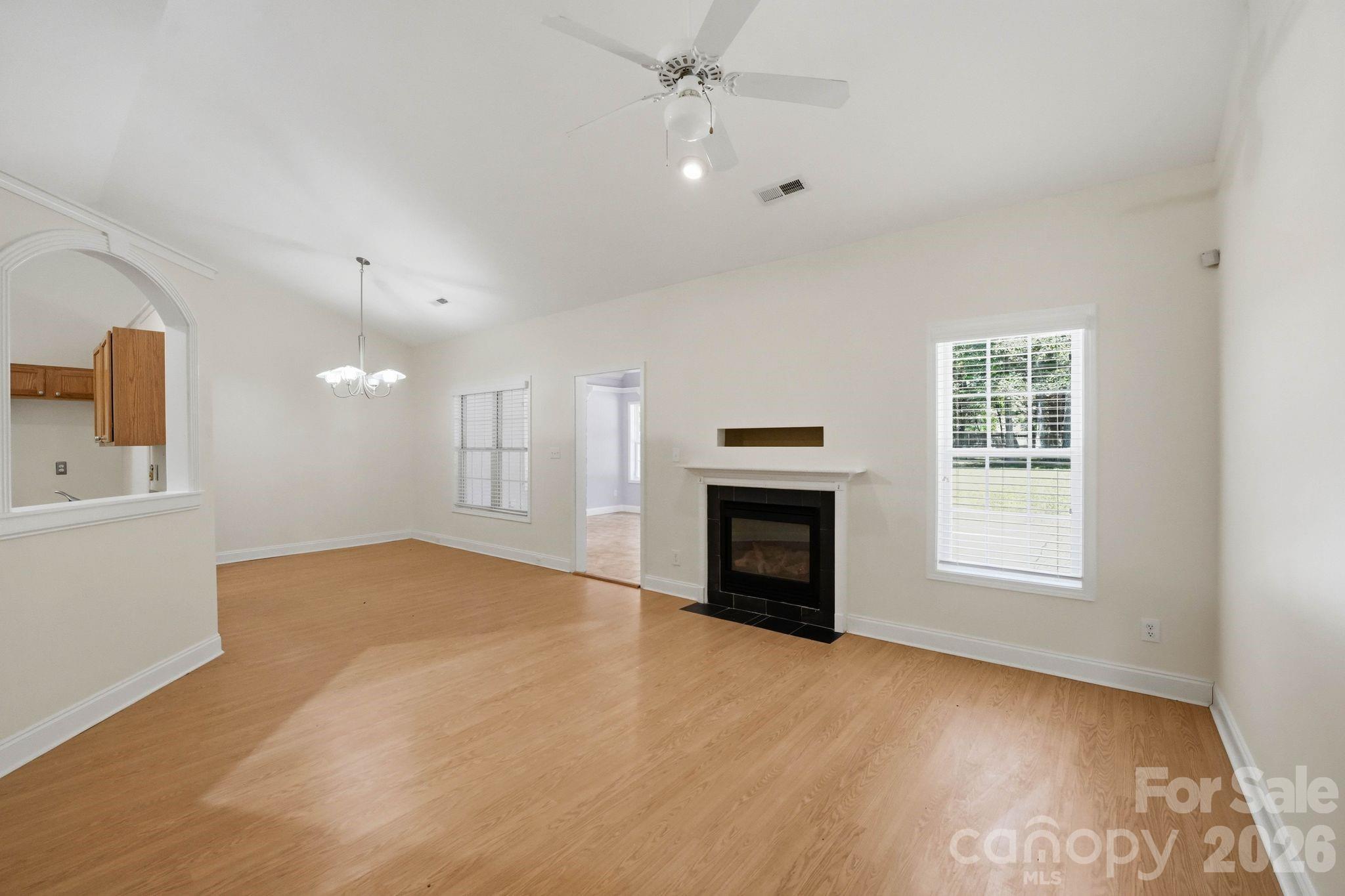139 Spicewood Circle
