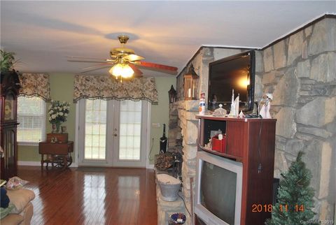 A home in Nebo