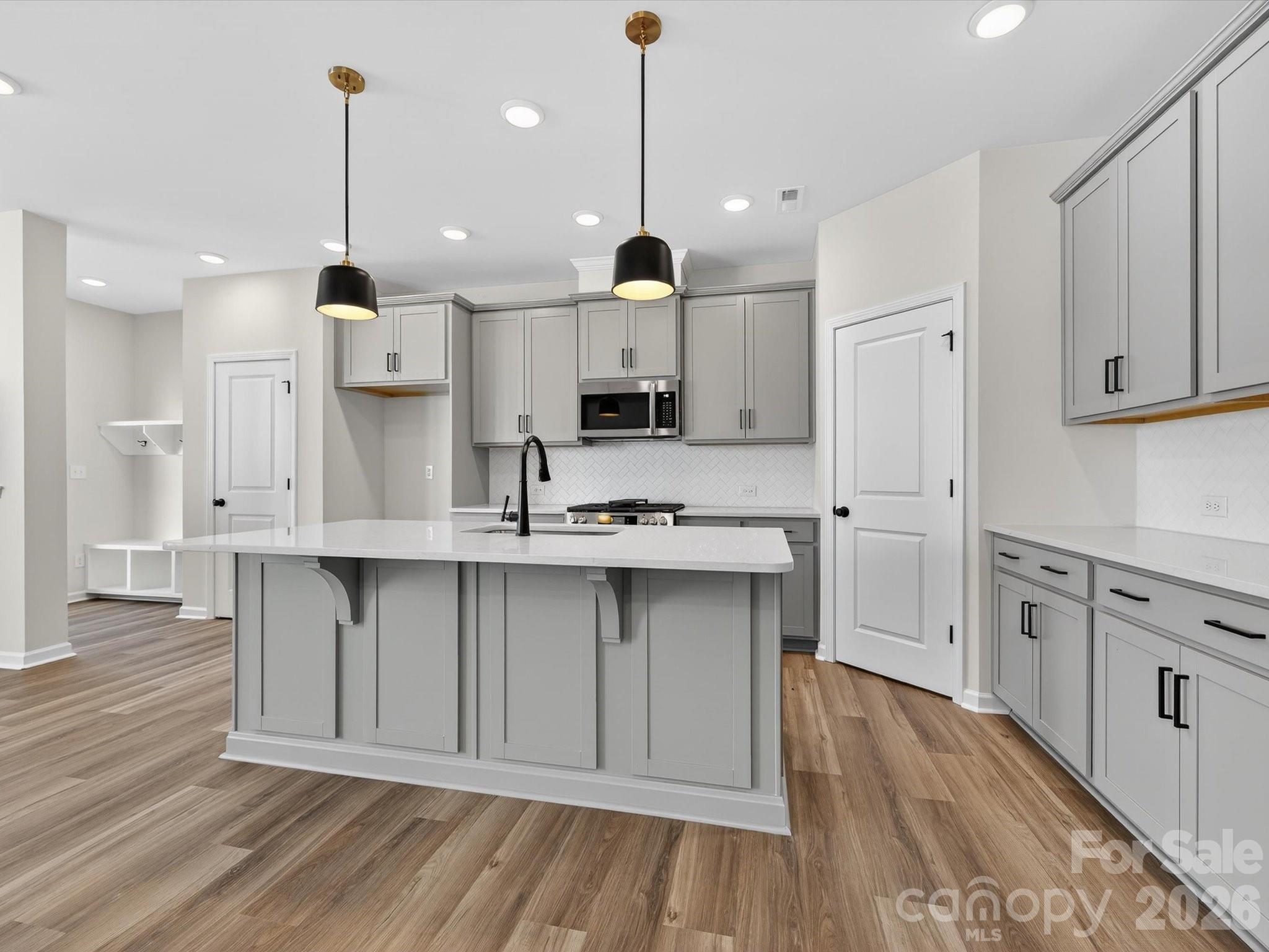 10128 Mamillion Drive