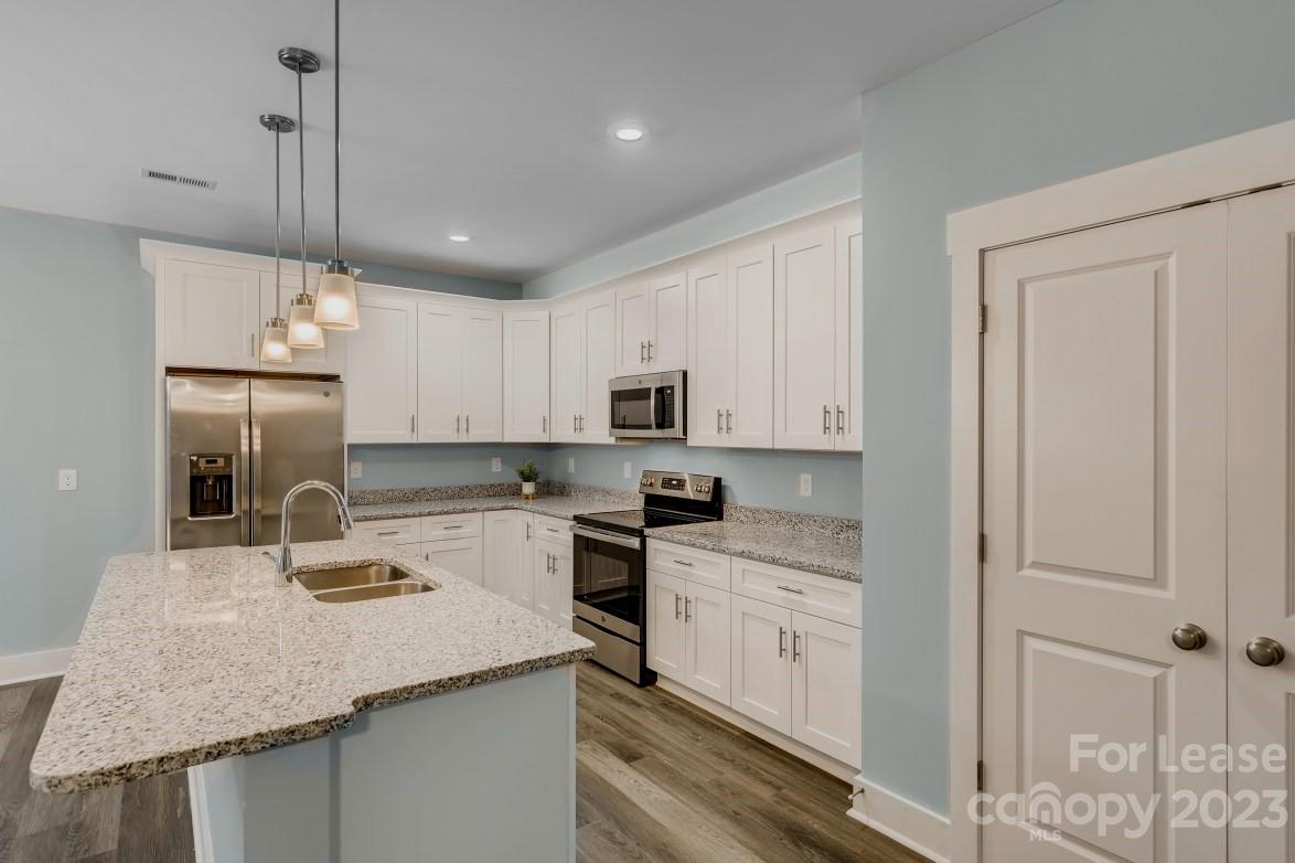 Lakeridge - Residential Lease