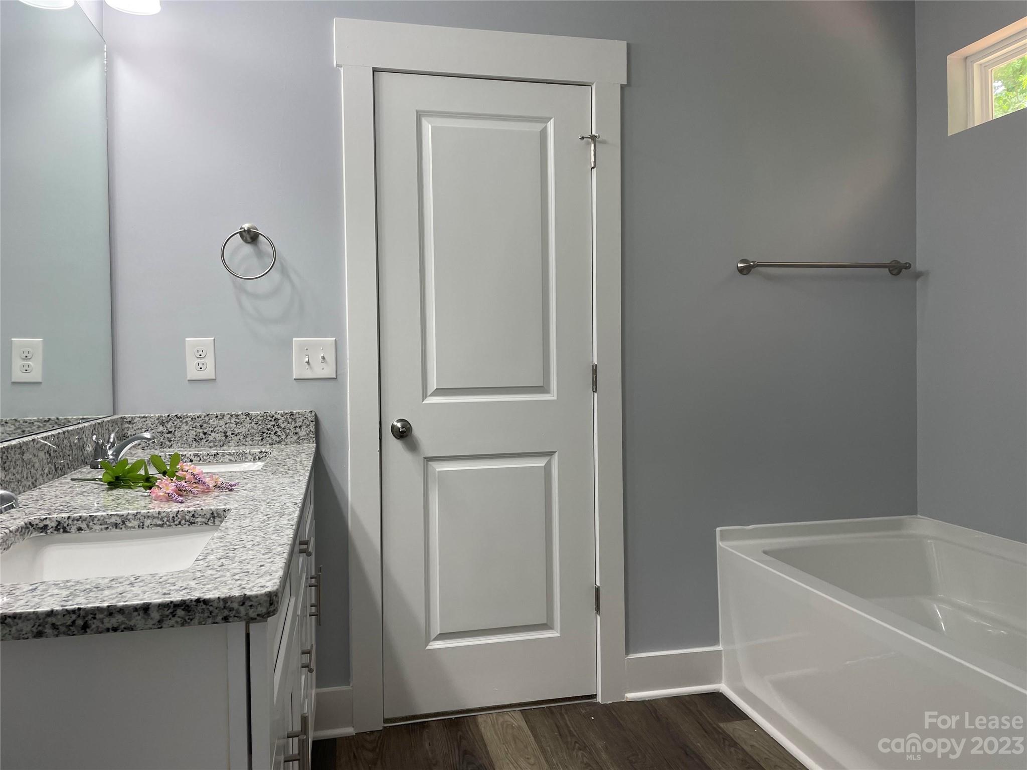 Lakeridge - Residential Lease