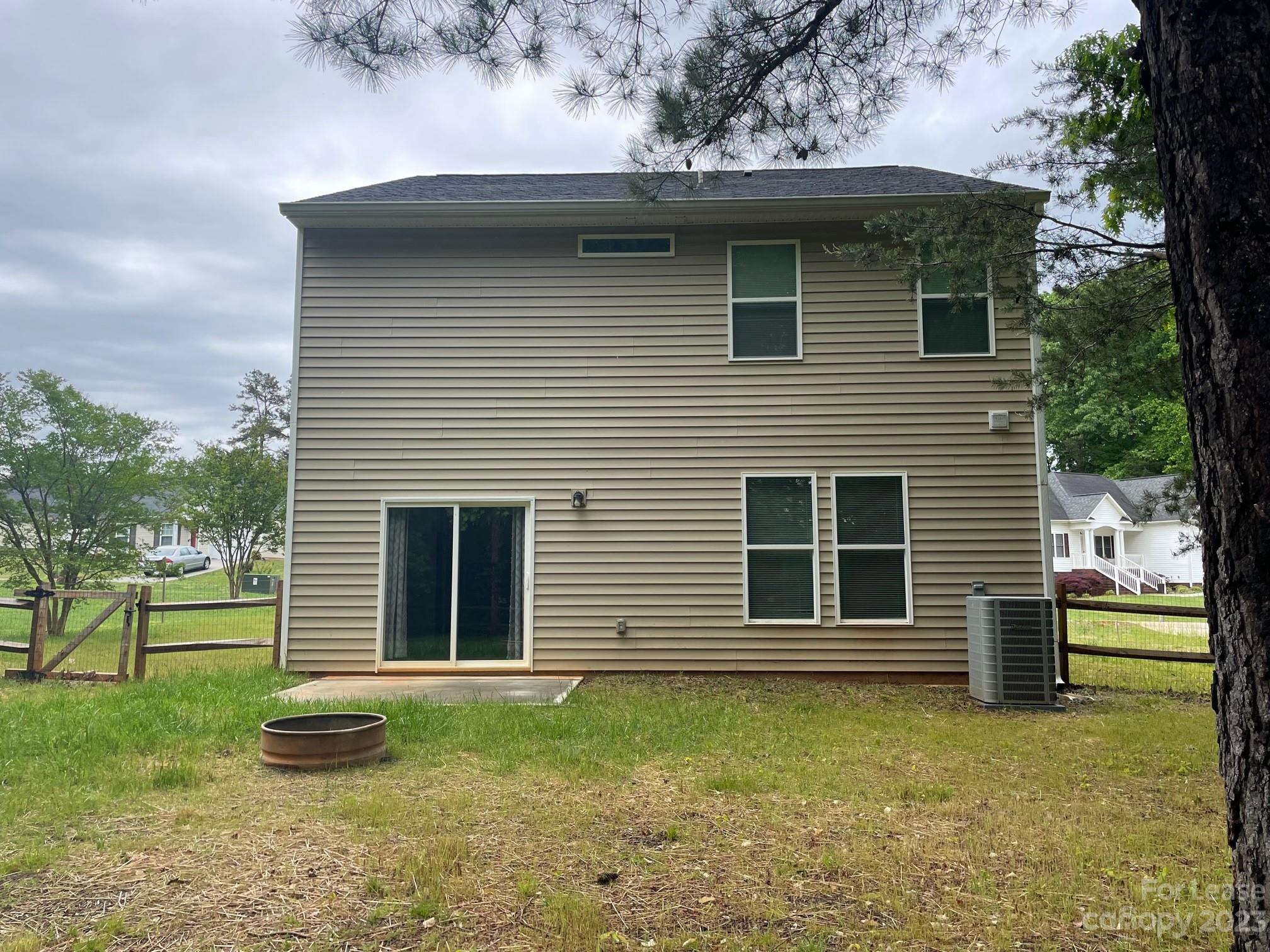 Lakeridge - Residential Lease