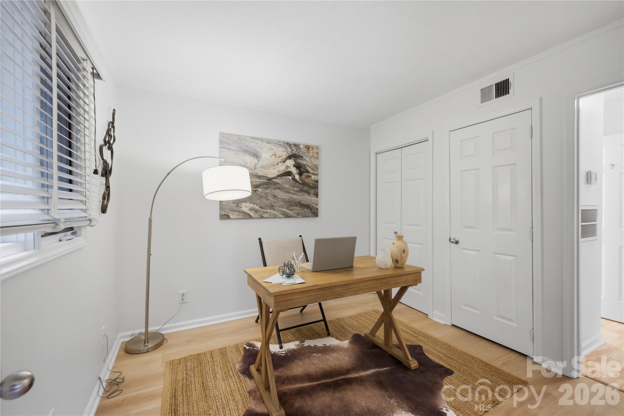 1109 E Morehead Street 16