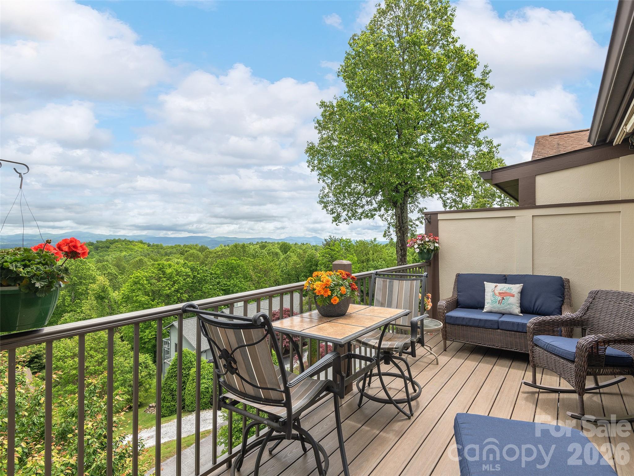 503 Fleetwood Plaza, Laurel Park, NC, 28739