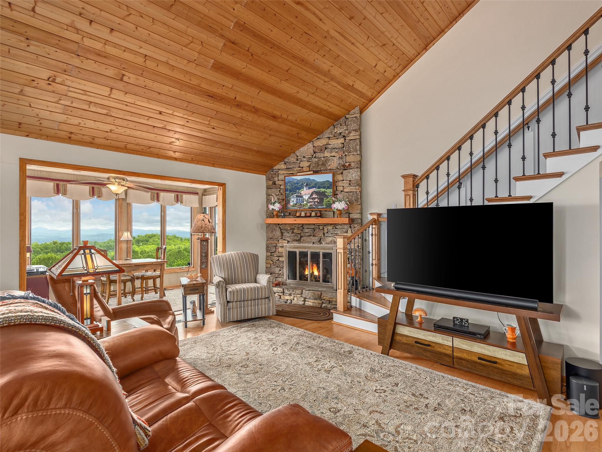 503 Fleetwood Plaza