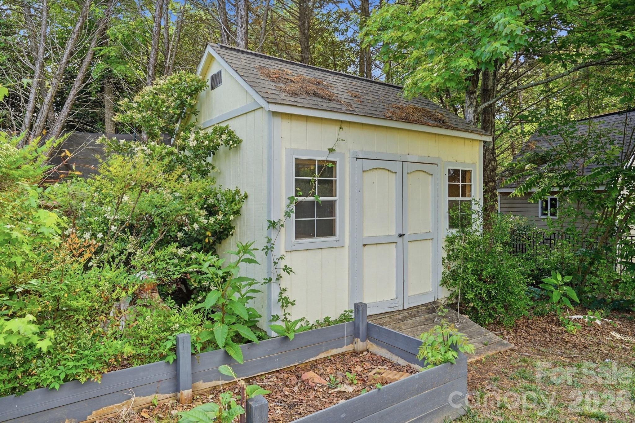 Olde Colony - Residential