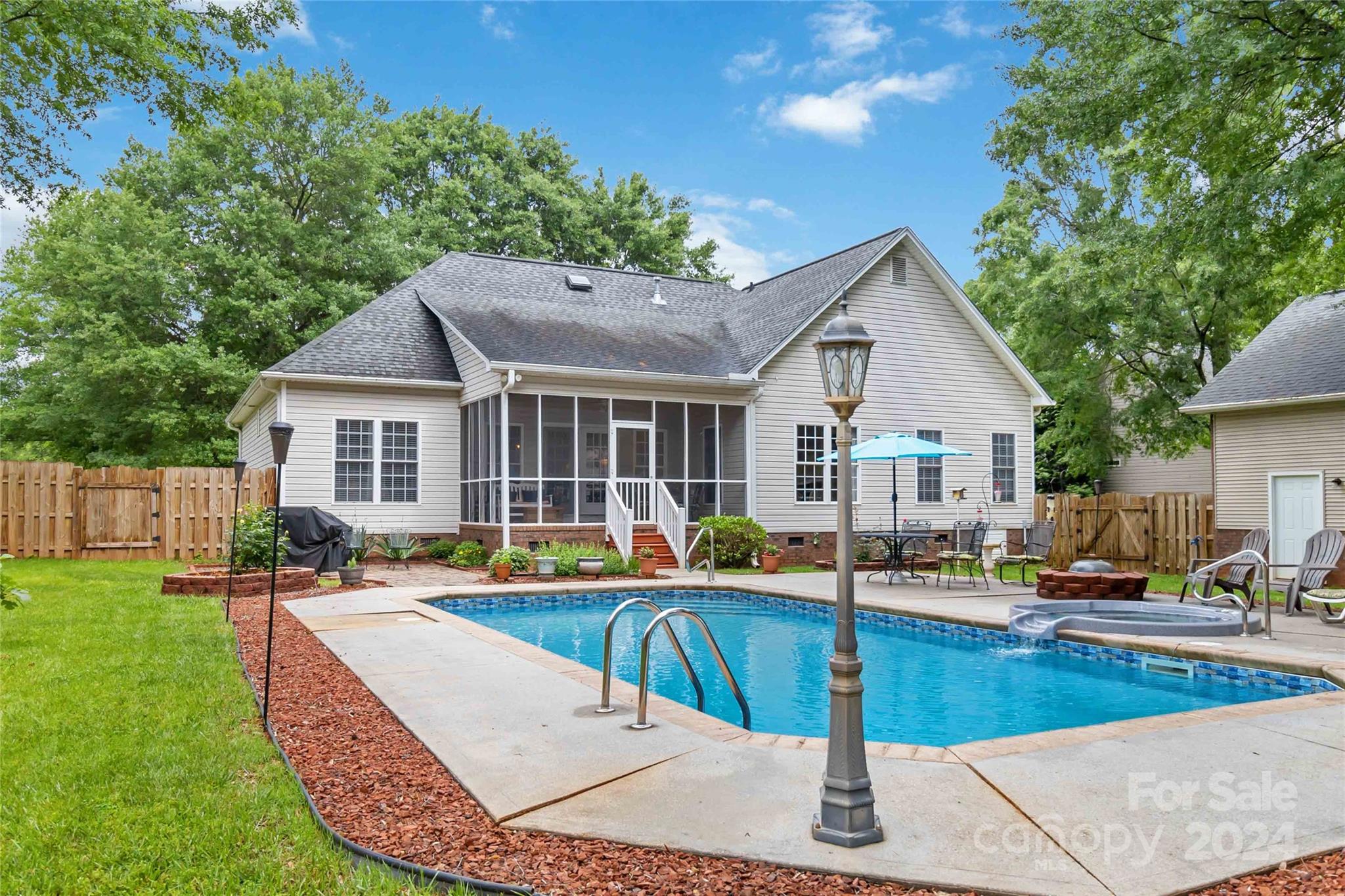 Garretts Landing - Residential