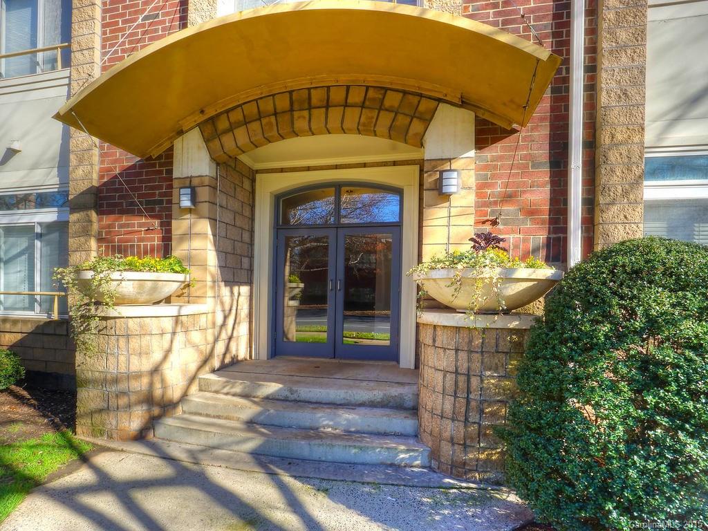 Elizabeth - Residential