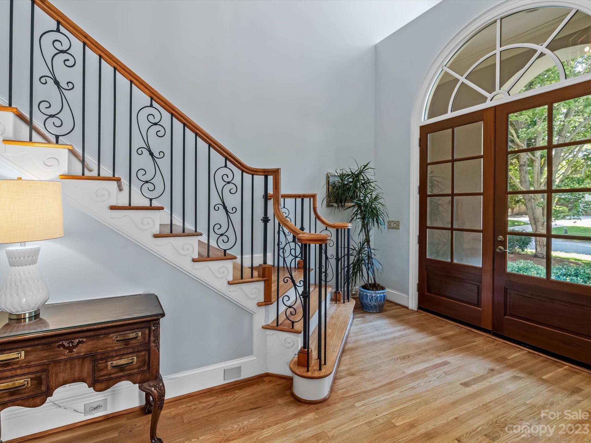 The Peninsula - Residential