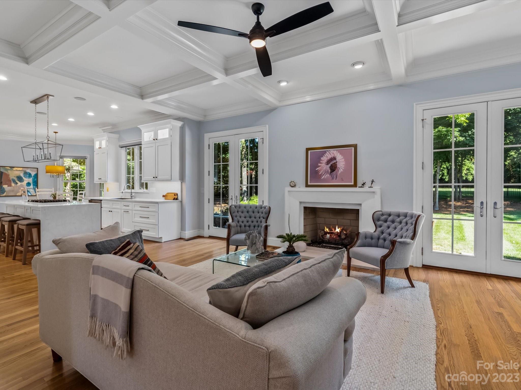 The Peninsula - Residential