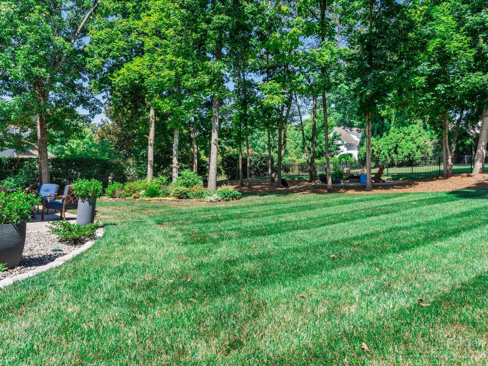 The Peninsula - Residential