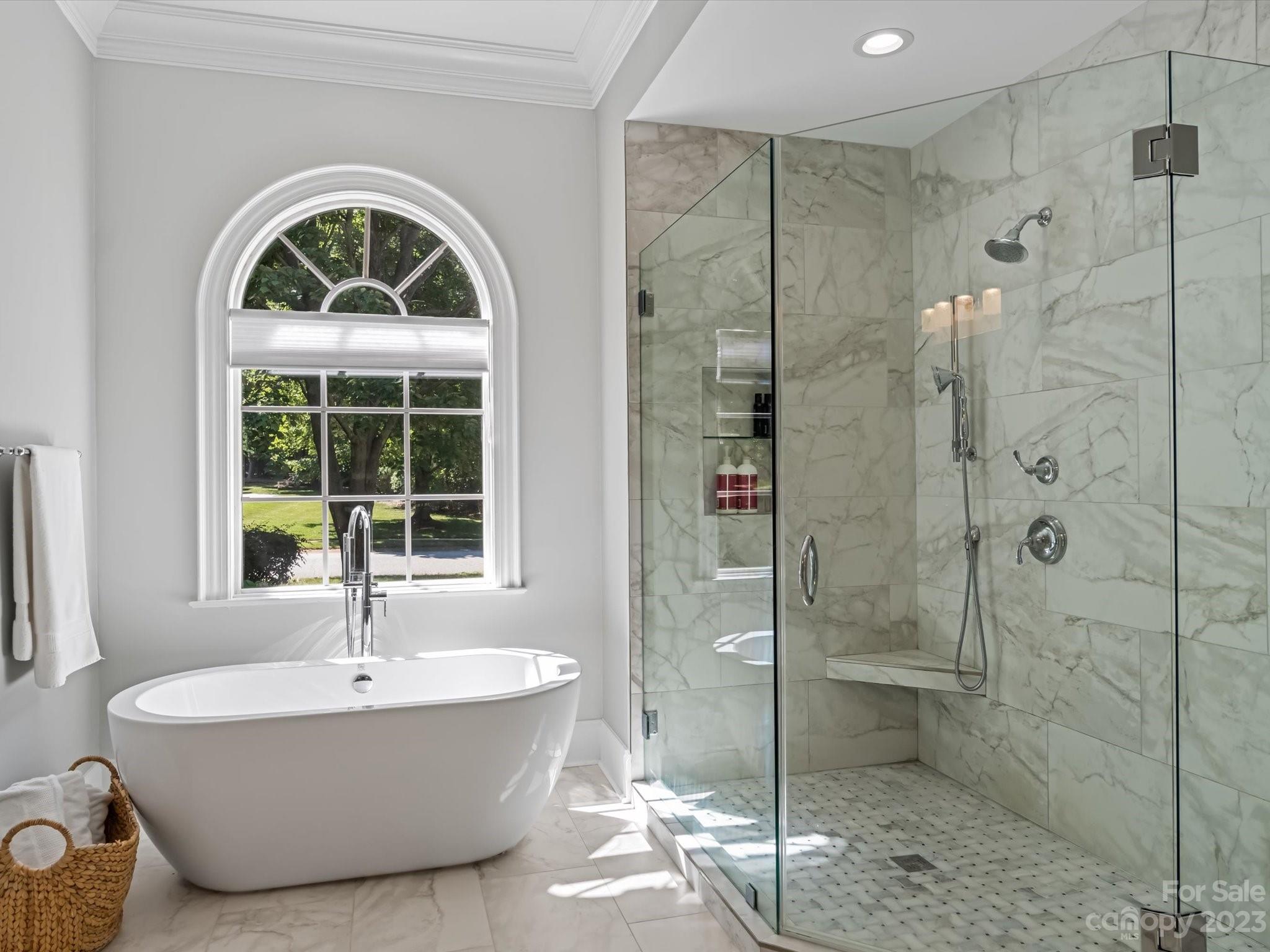 The Peninsula - Residential