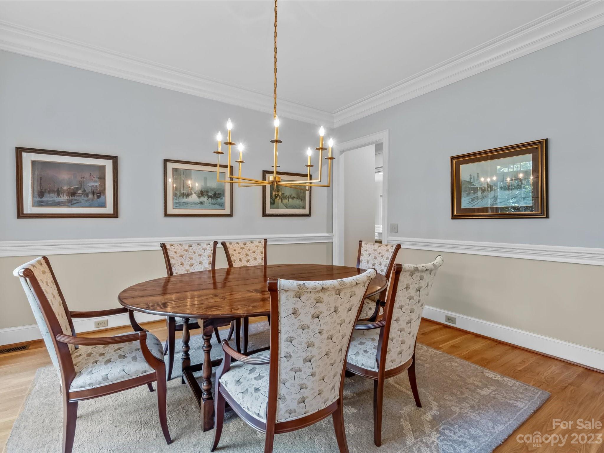 The Peninsula - Residential