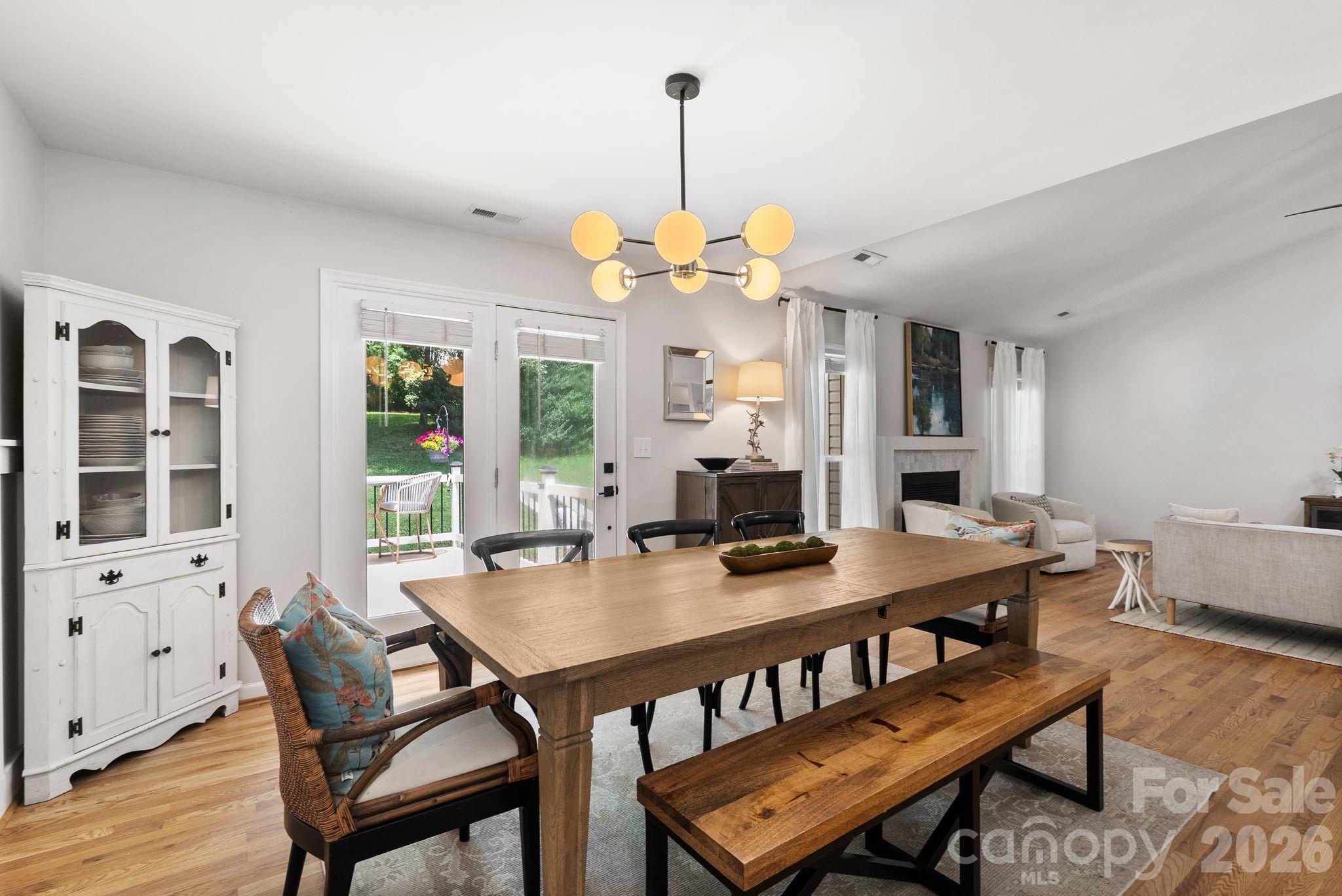 239 Windsor Forest Circle