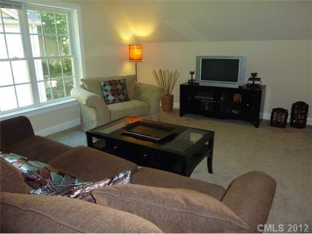 Tega Cay - Residential