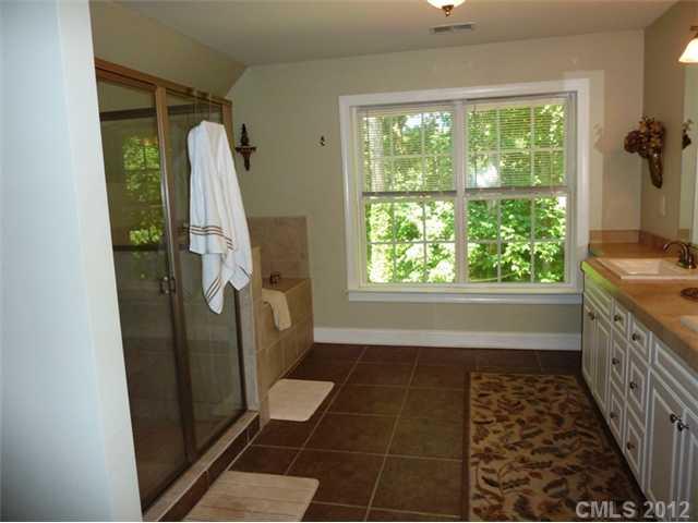 Tega Cay - Residential