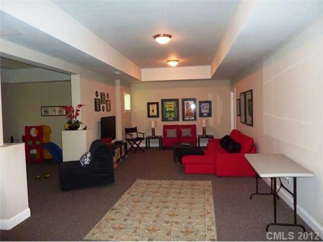 Tega Cay - Residential