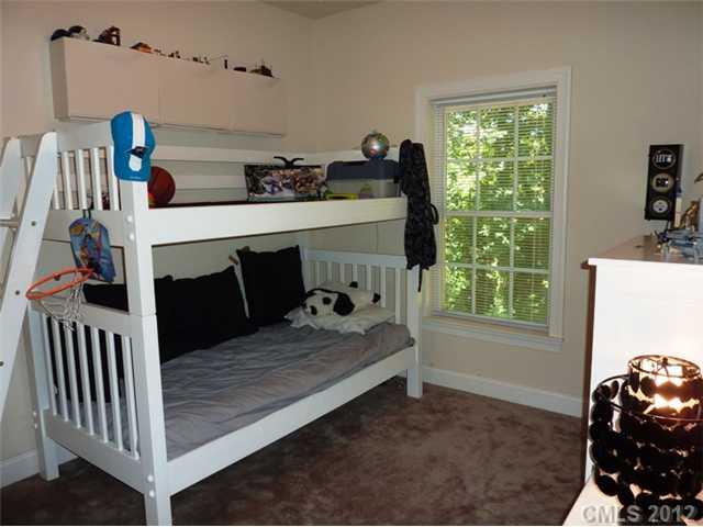 Tega Cay - Residential