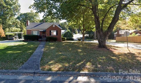 Photo of 600 W Cama Street #8, Charlotte, NC 28217 (MLS # 4380152)