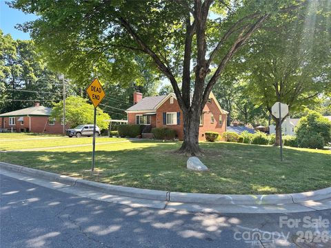 Photo of 600 W Cama Street #8, Charlotte, NC 28217 (MLS # 4380152)