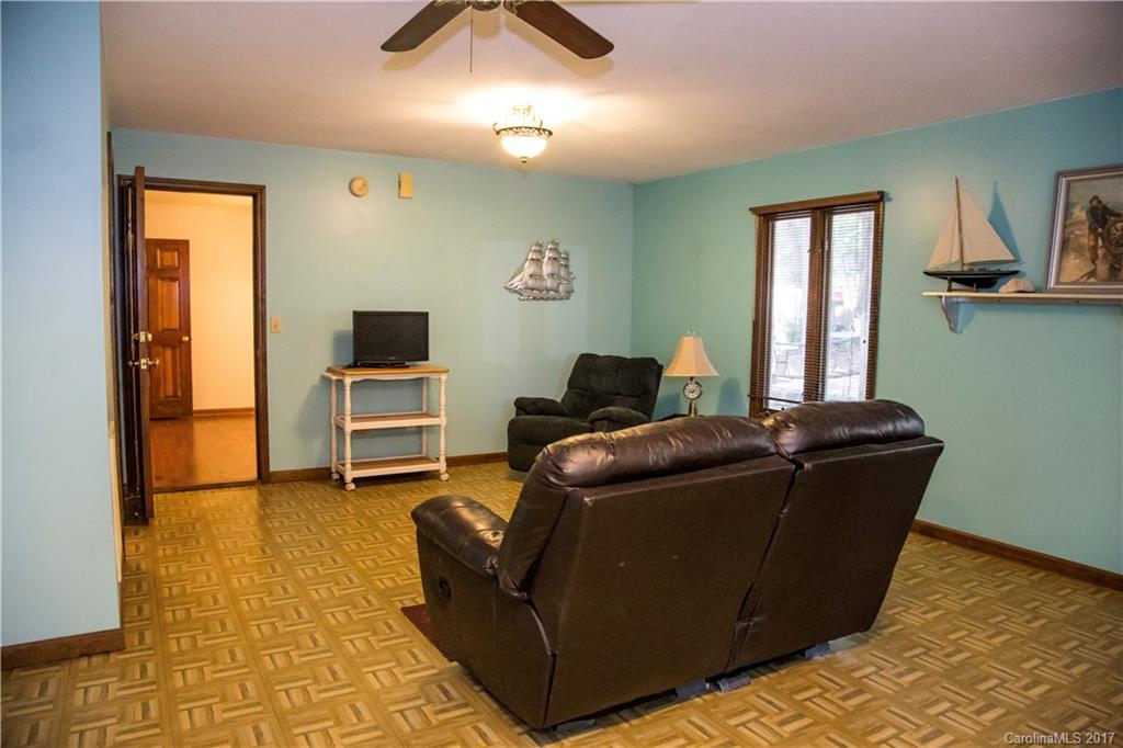 Tega Cay - Residential