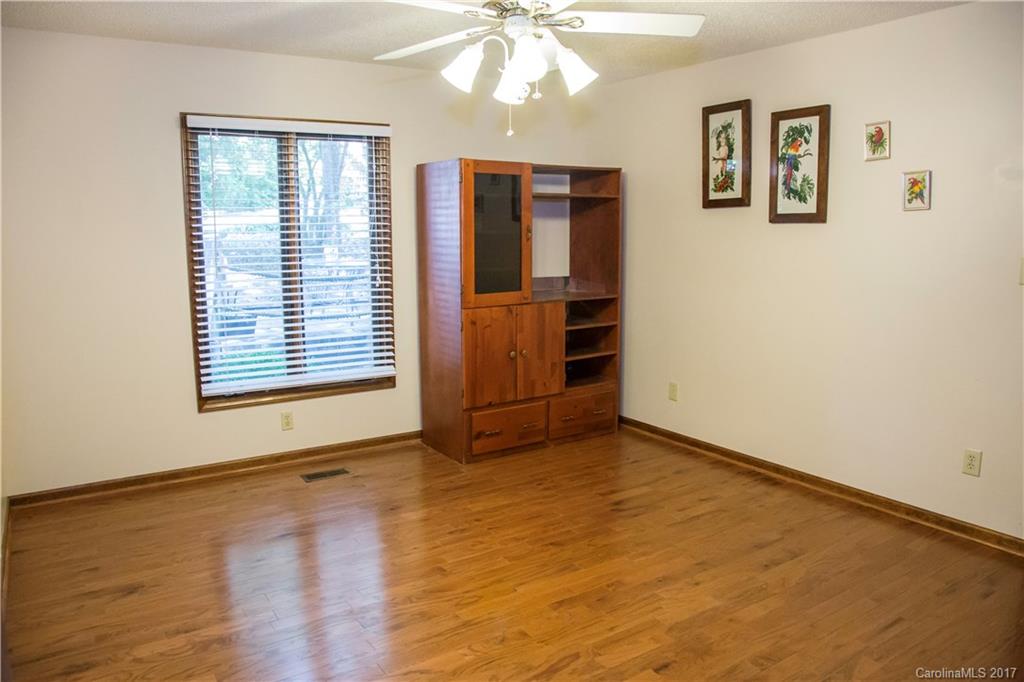 Tega Cay - Residential