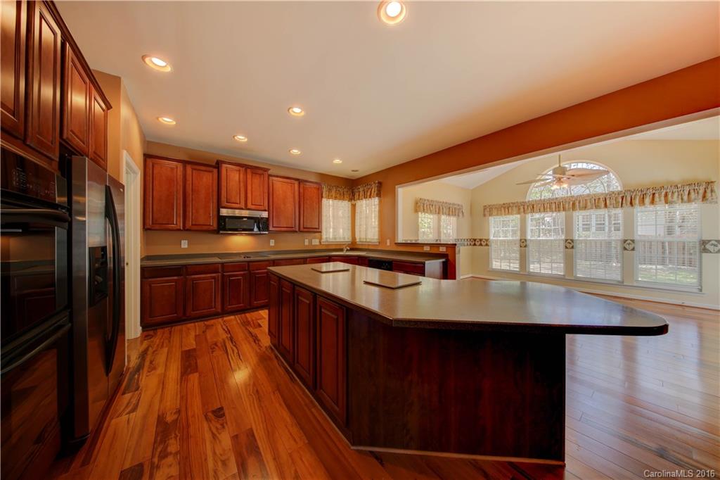 Sunset Pointe - Residential