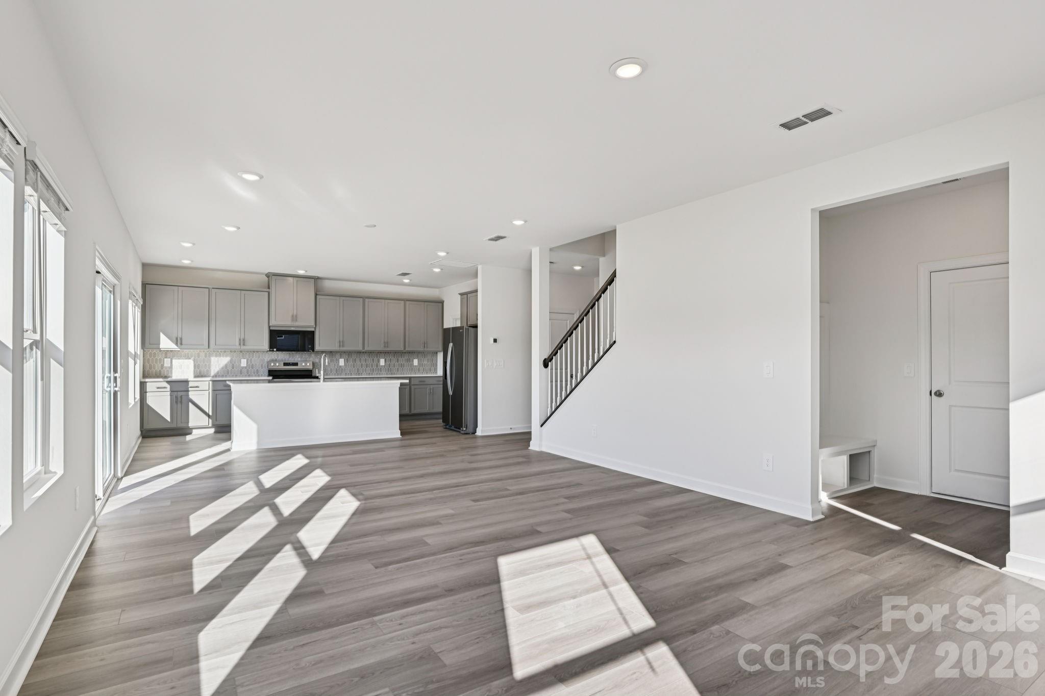 2079 Sunflower Circle