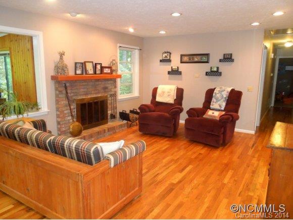 Long John Mt Estates - Residential