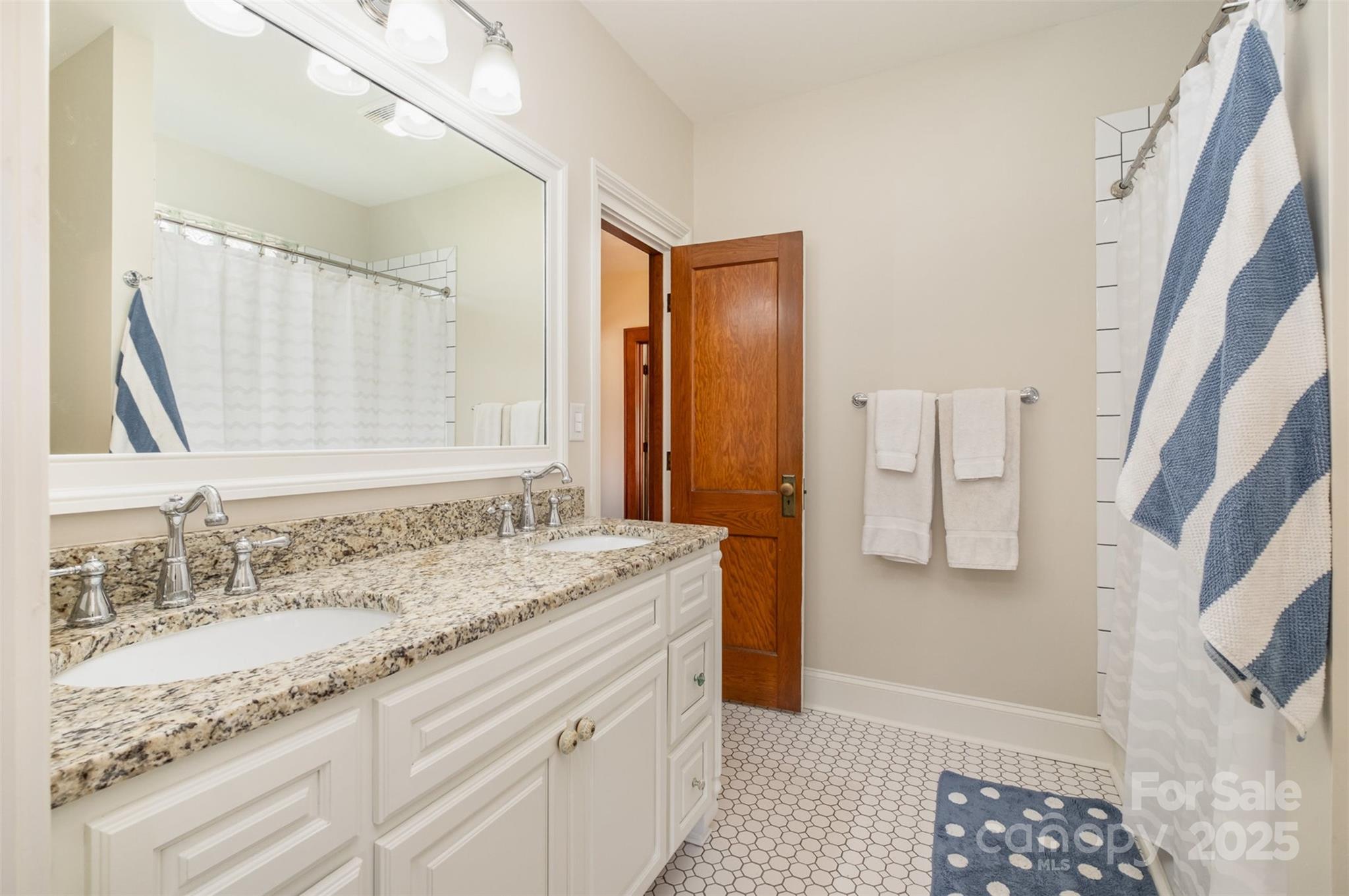 Country Club - Residential