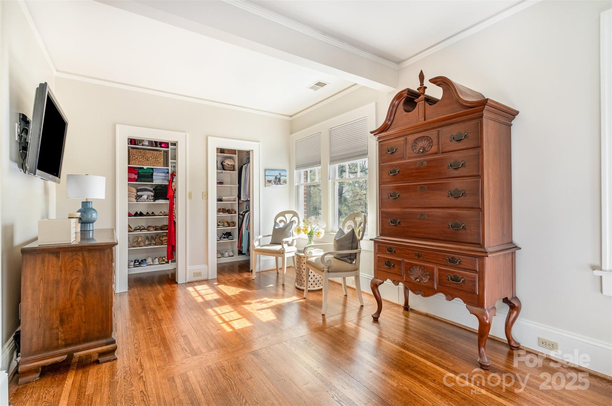 Country Club - Residential