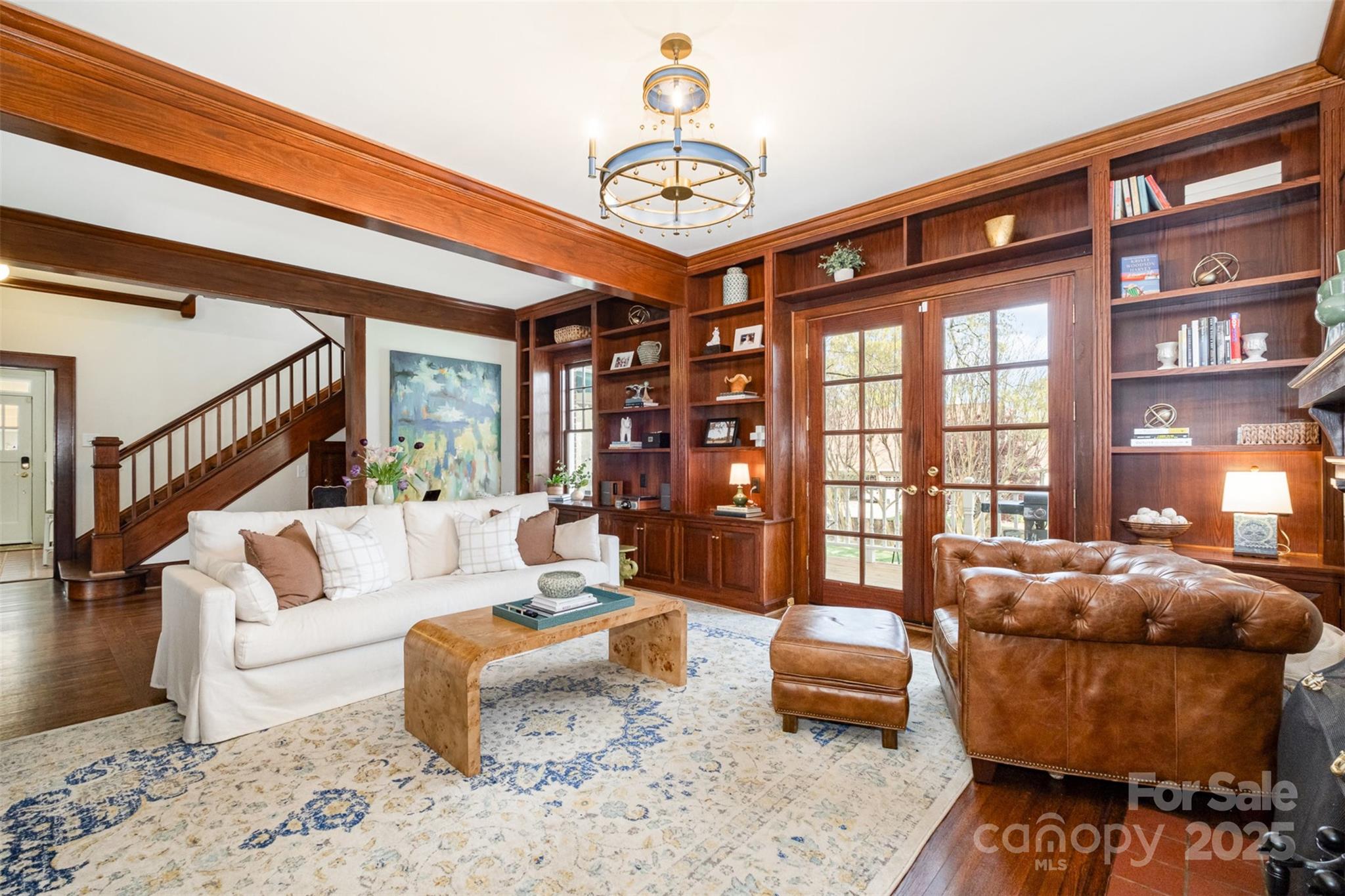 Country Club - Residential