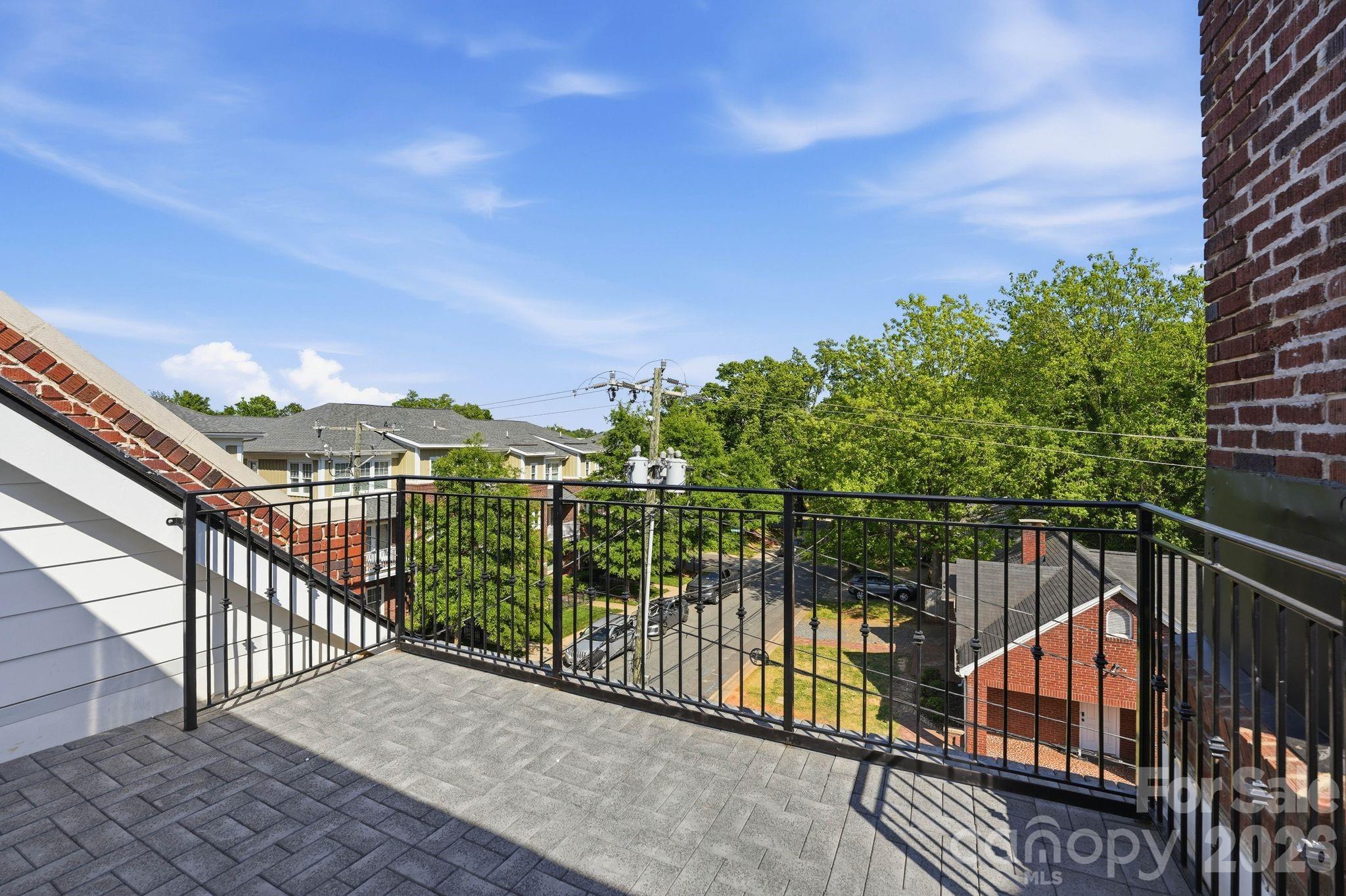 The Arches - Residential