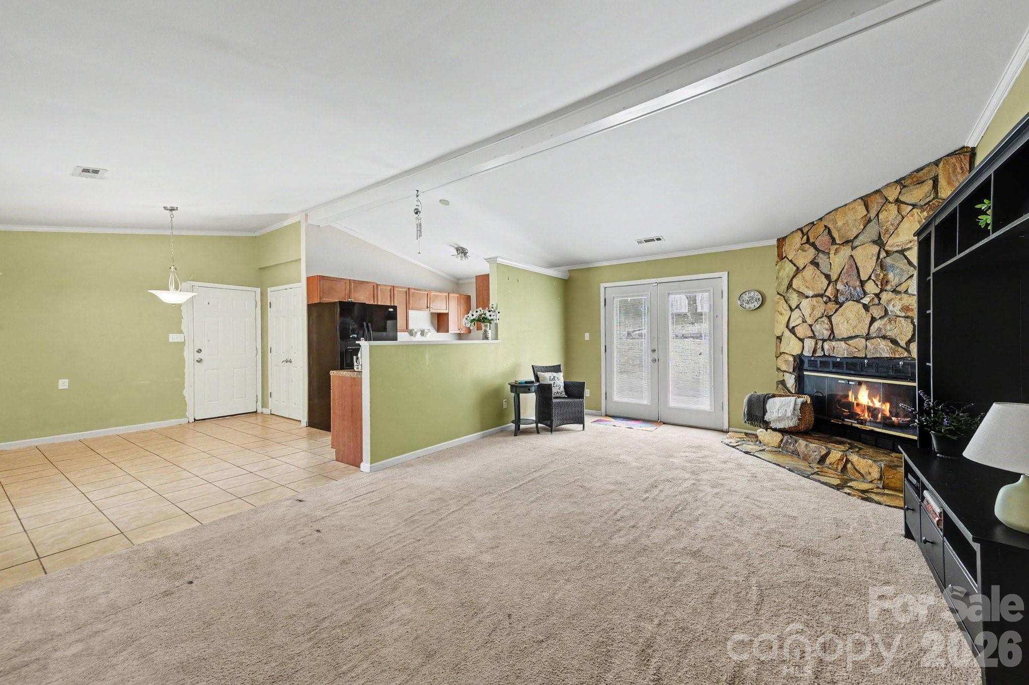 6200 Dwightware Boulevard