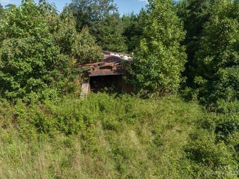 A home in Mill Spring