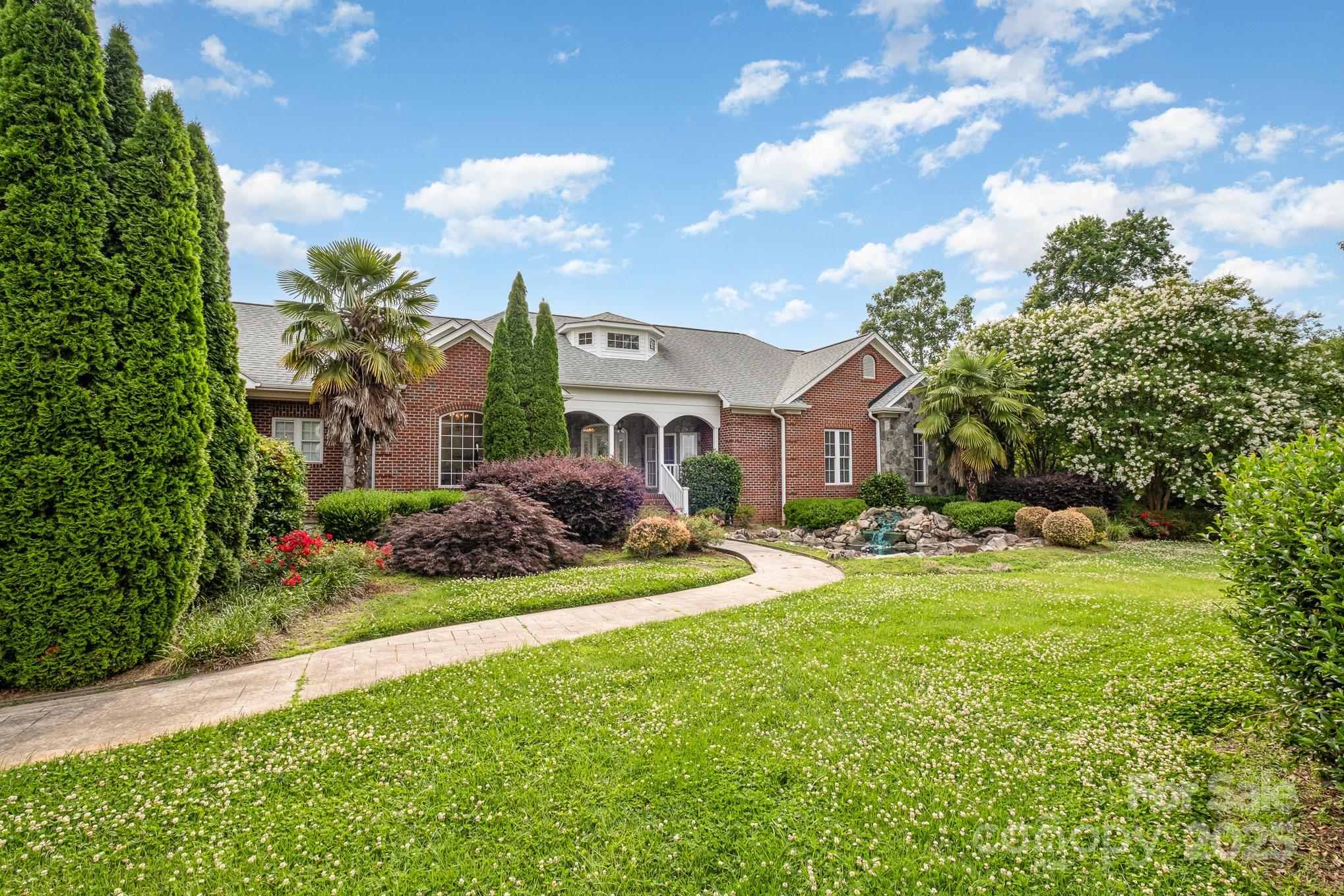 6823 Manatee Drive