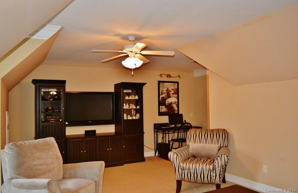 Creekwalk - Residential