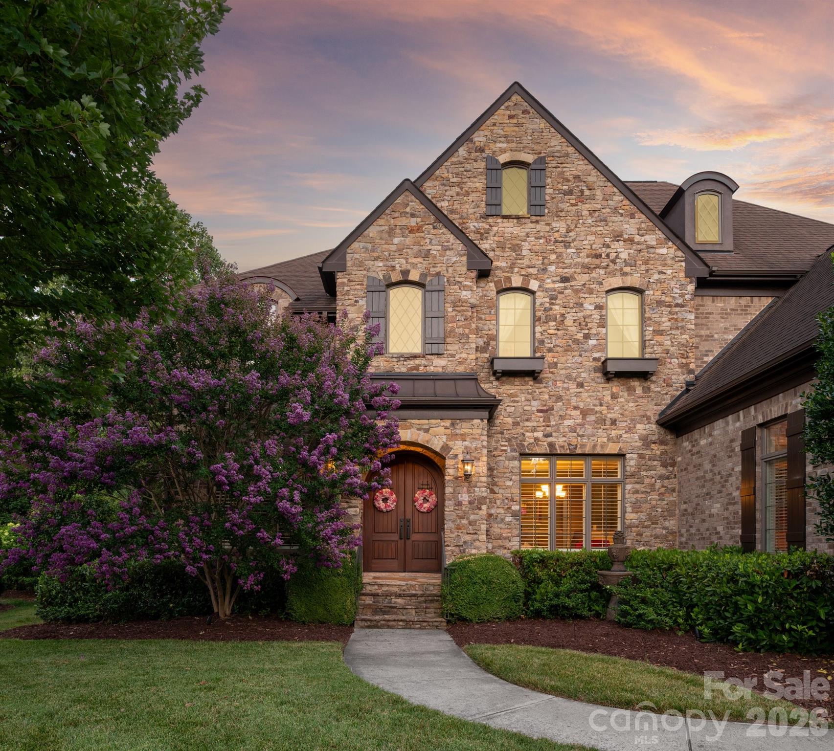 227 Glenmoor Drive