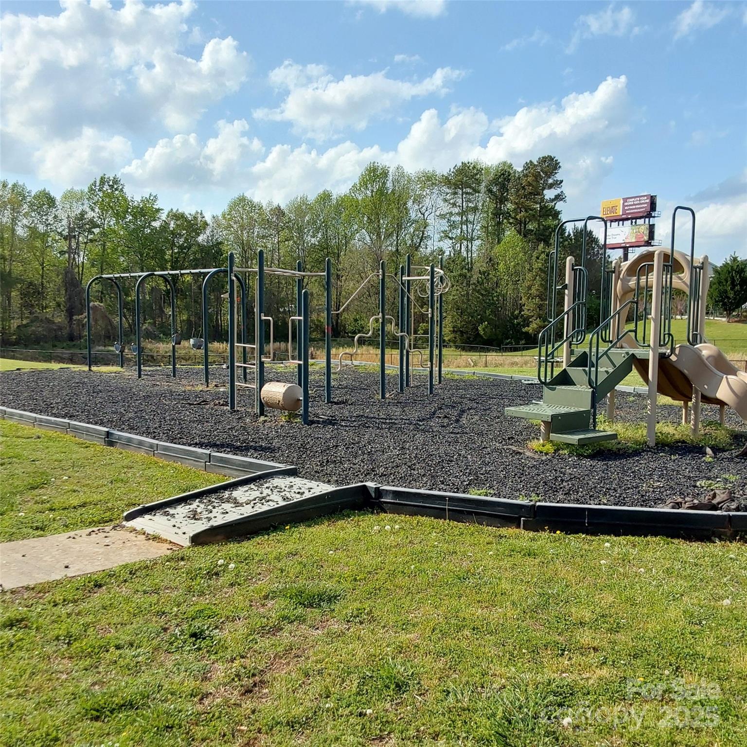 Jones Branch - Residential