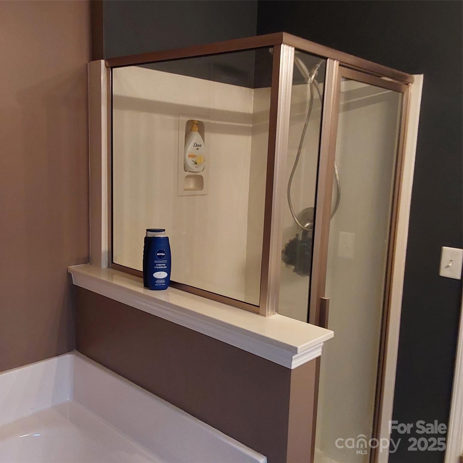 Jones Branch - Residential