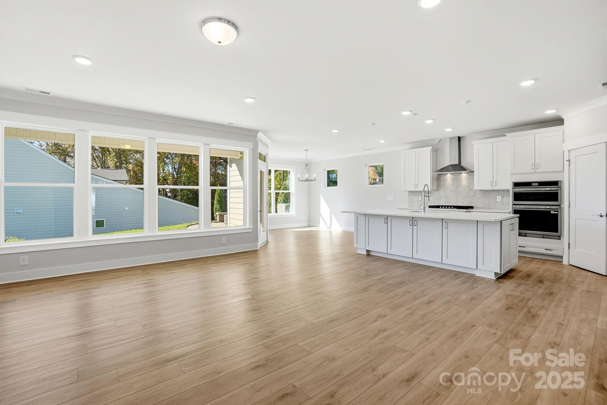 5026 McLaughlin Loop