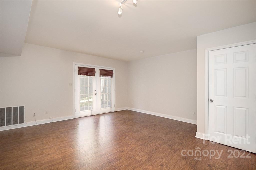 Cotswold - Residential Lease