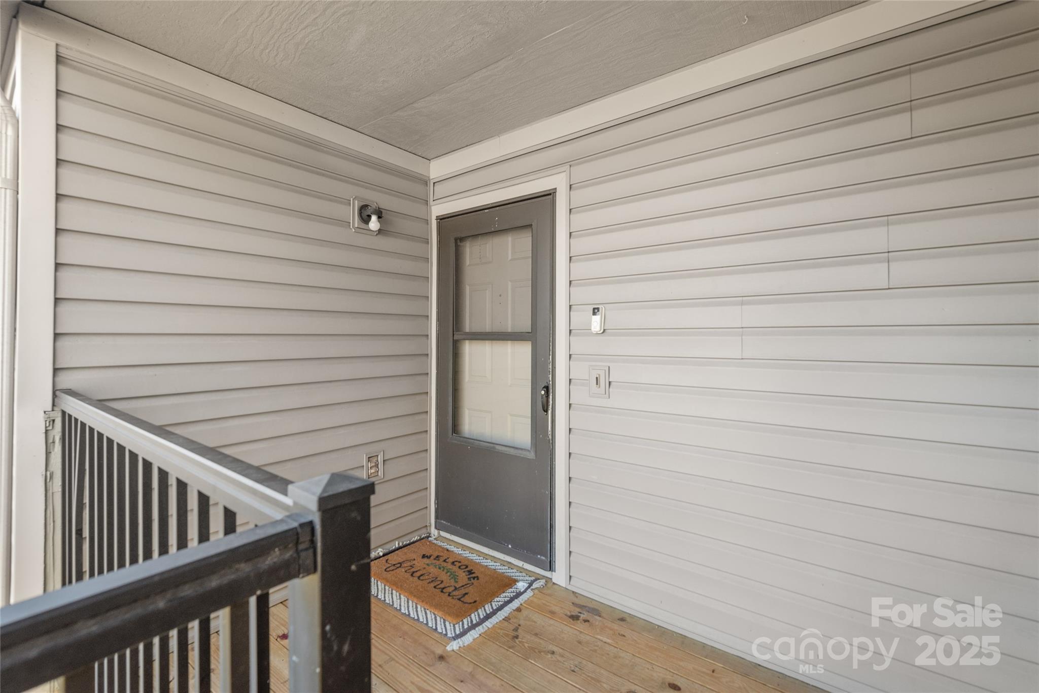 11058 Cedar View Road