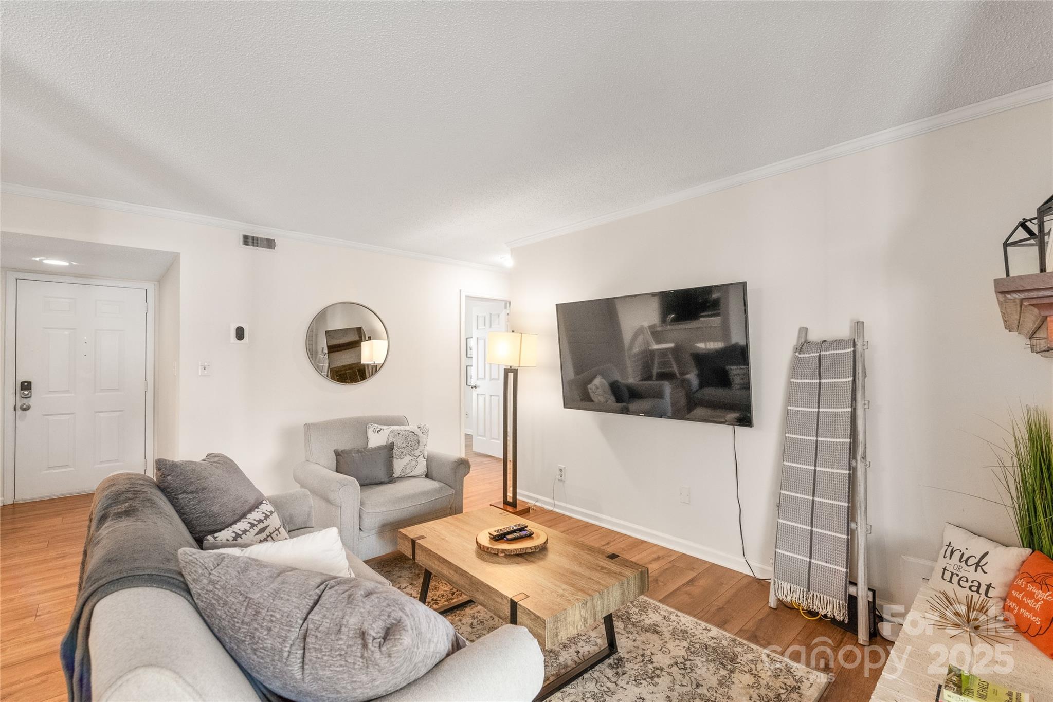 11058 Cedar View Road