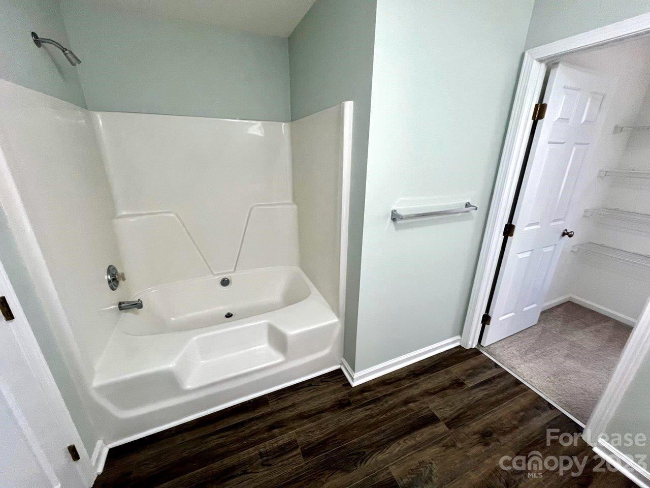 Planters Walk - Residential Lease