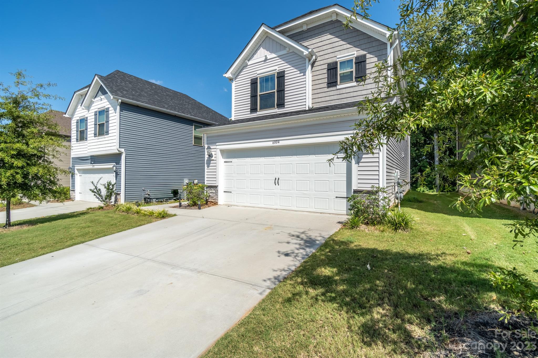 Larkhaven Hills - Residential