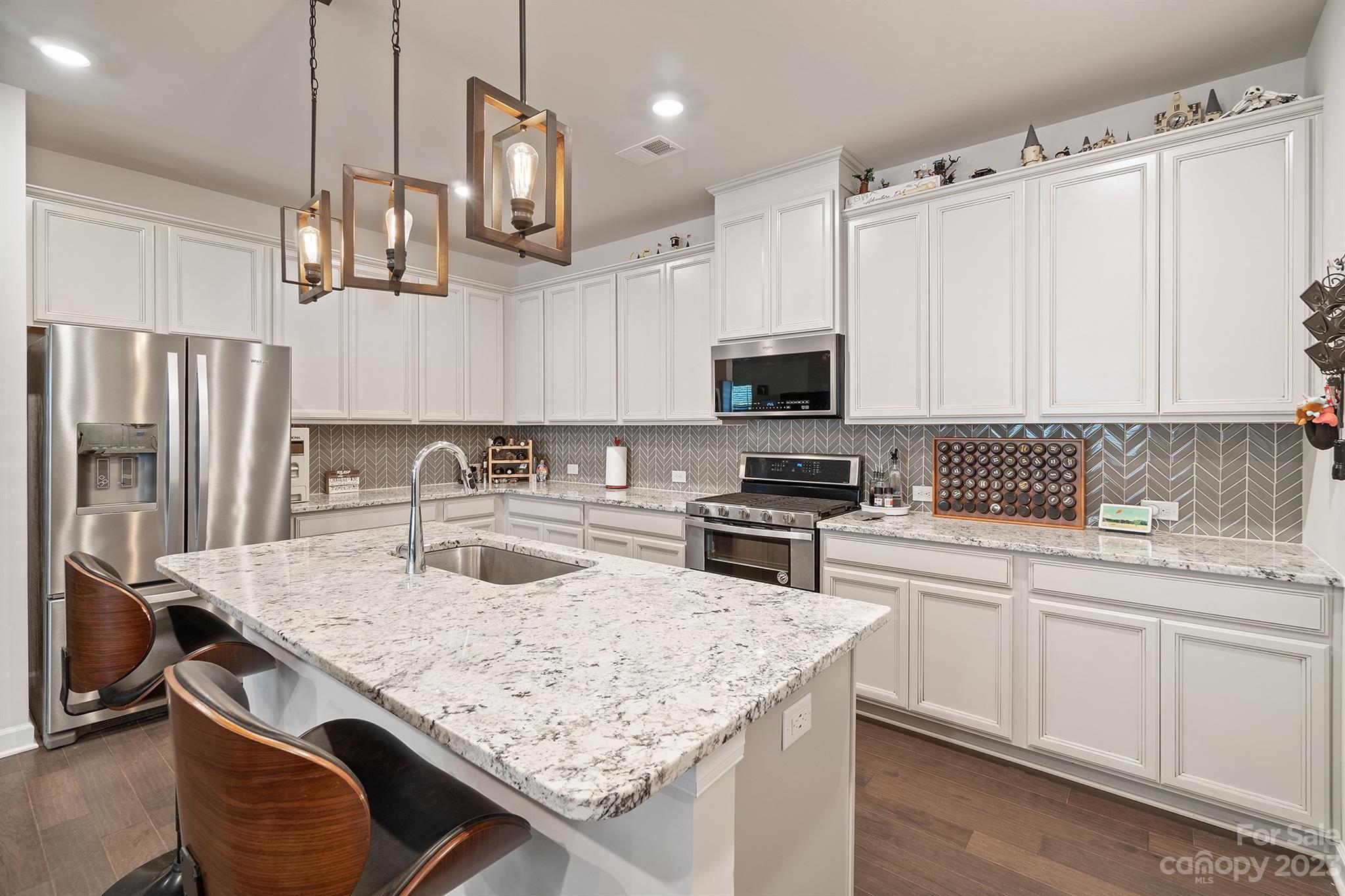 Larkhaven Hills - Residential